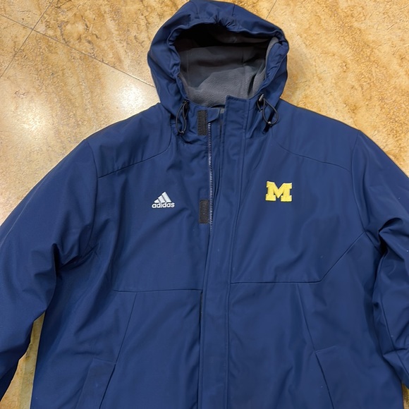 Adidas super warm up puffer with University of Michigan symbol - Picture 3 of 6